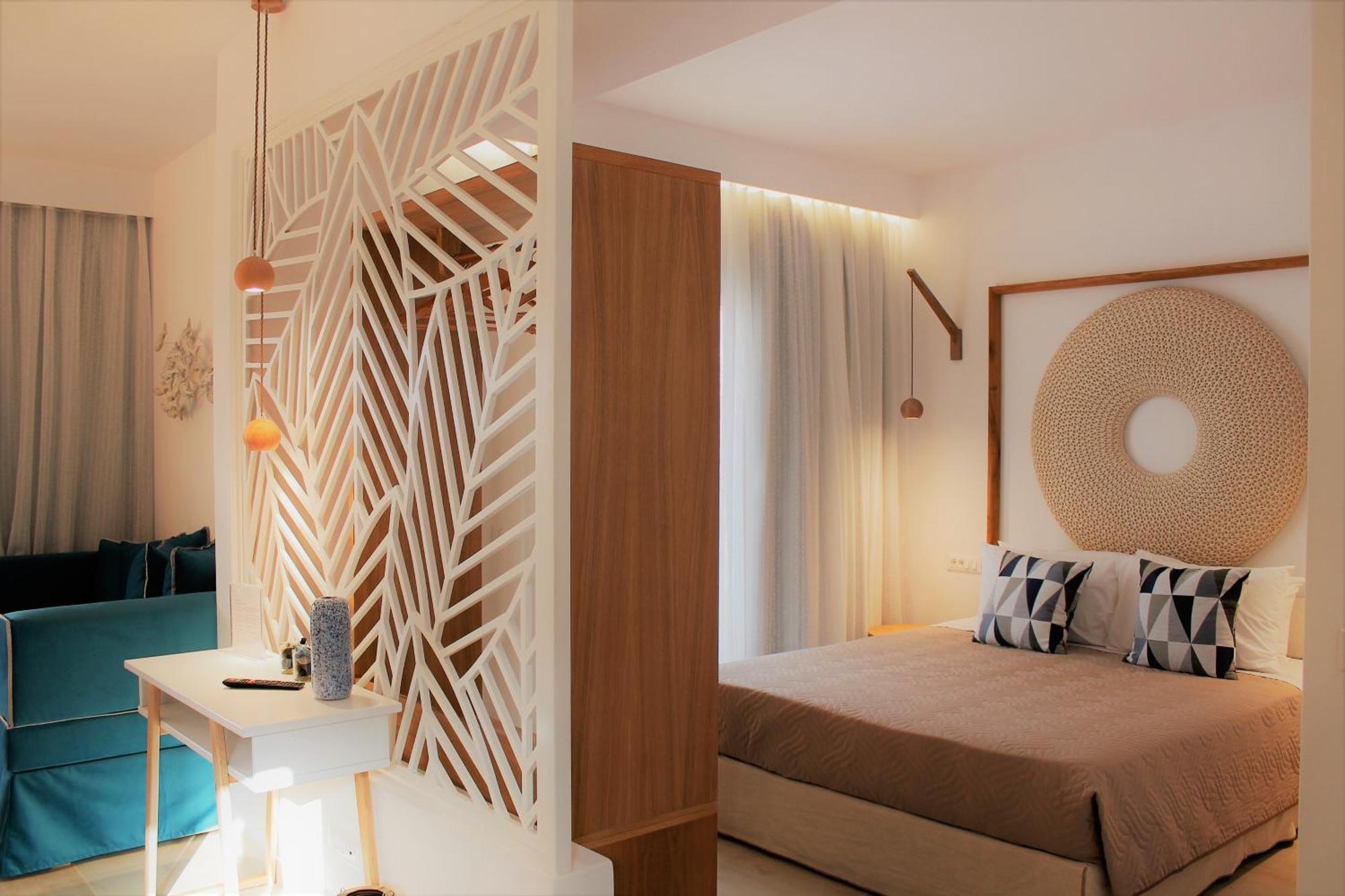 Akropolis Village Complex Of Luxury Residence 키라파나기아 외부 사진